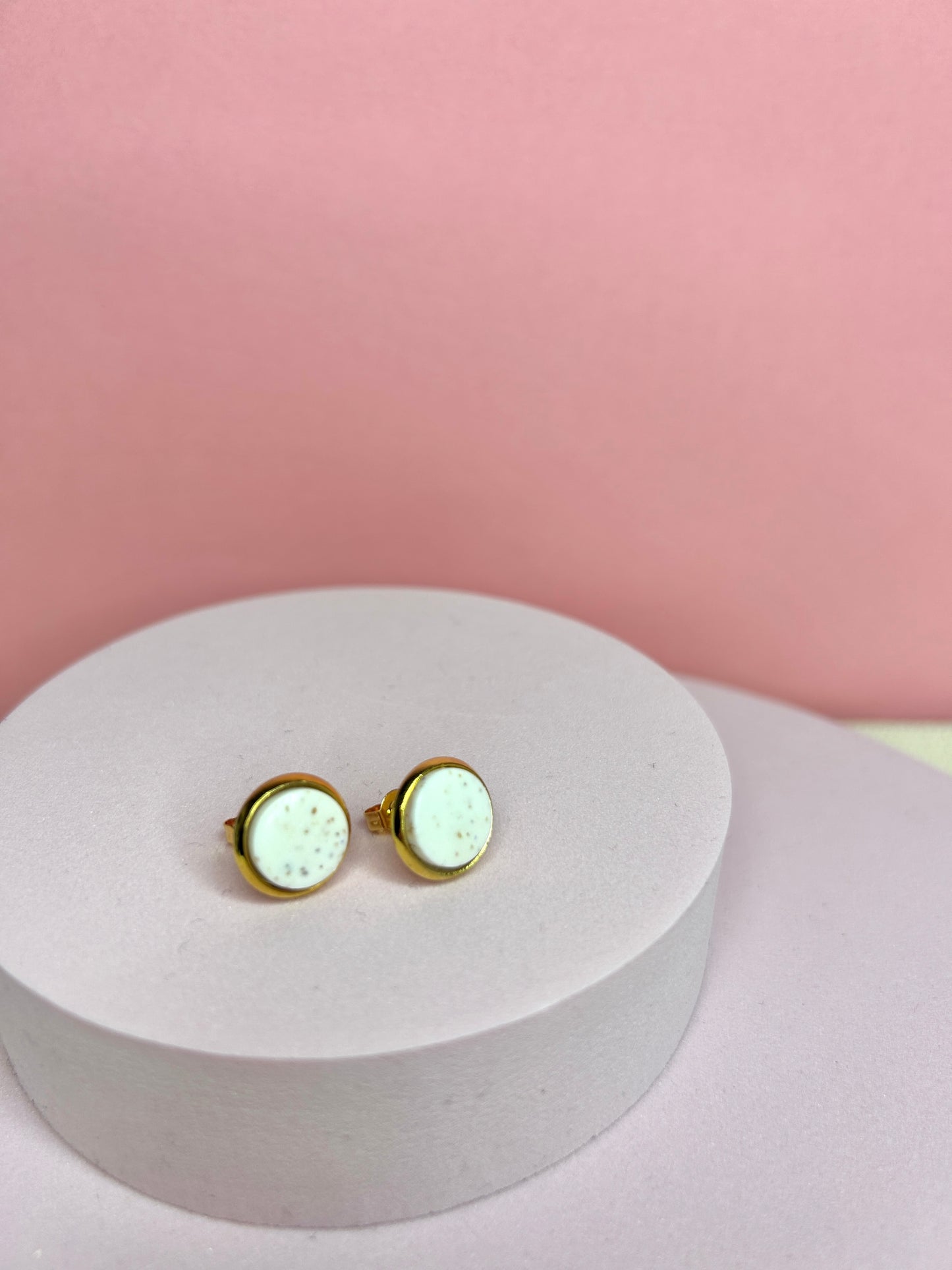 Sahara Studs
