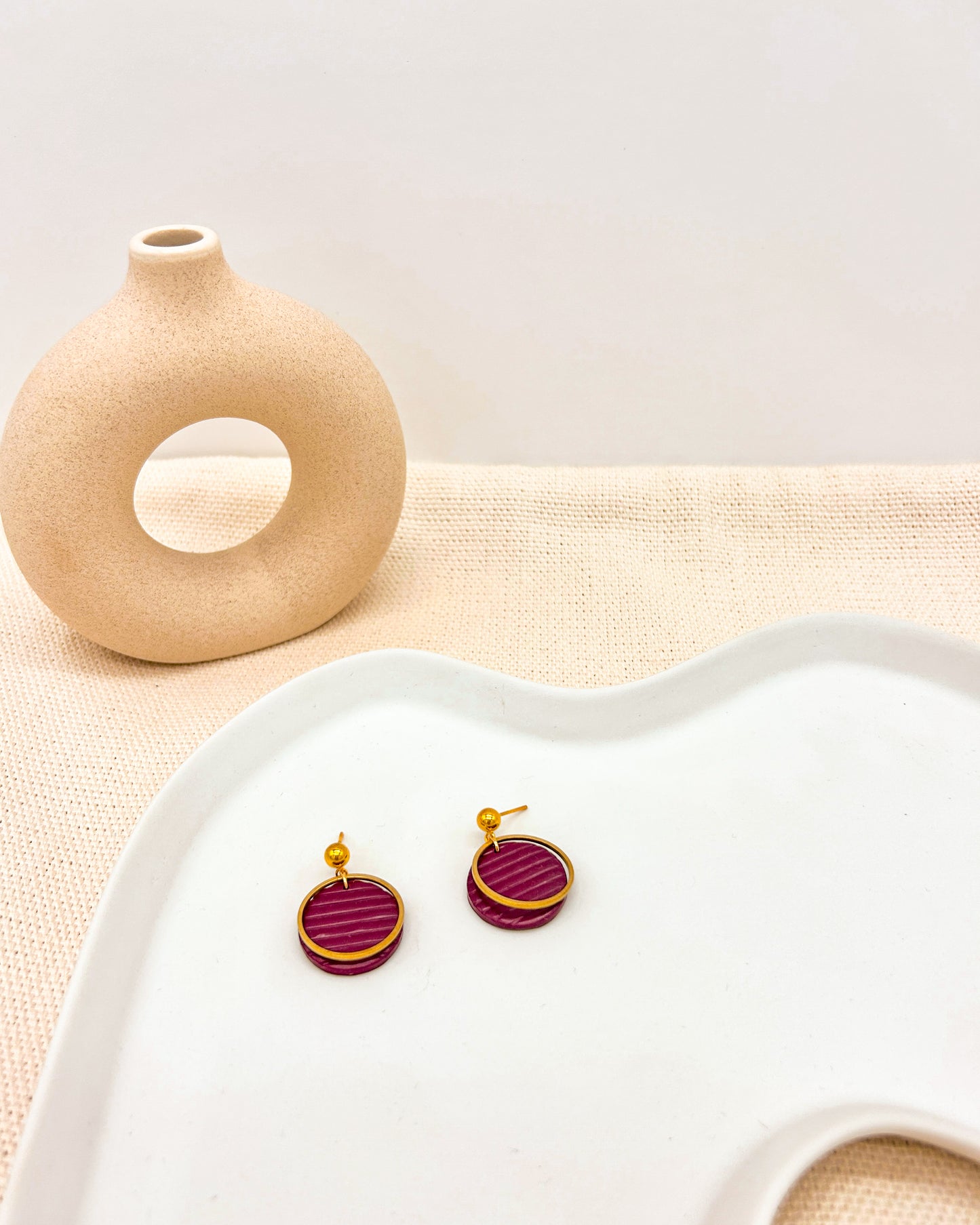 Beau Burgundy Ribbed Drops