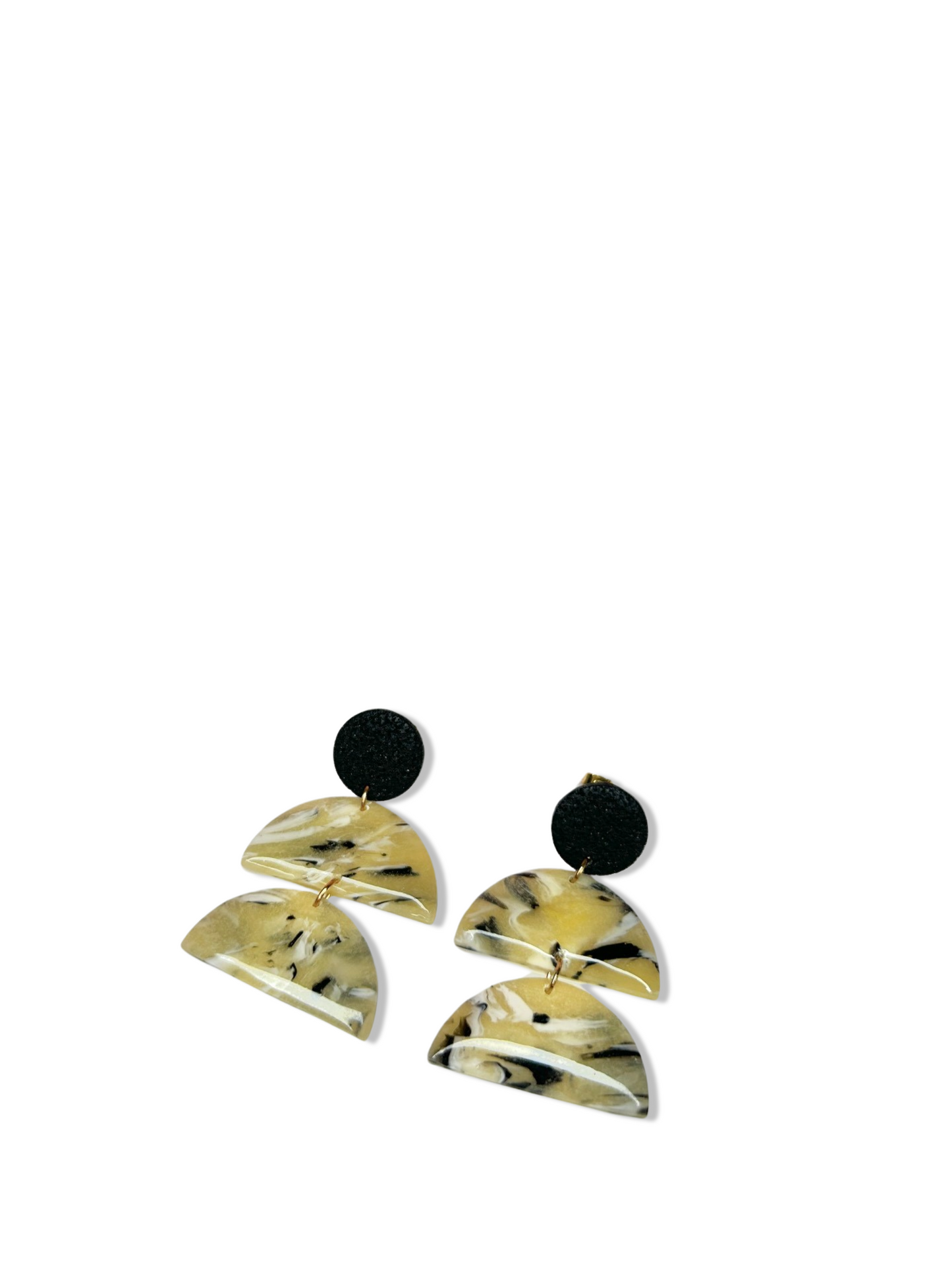 Tortoiseshell arch dangles