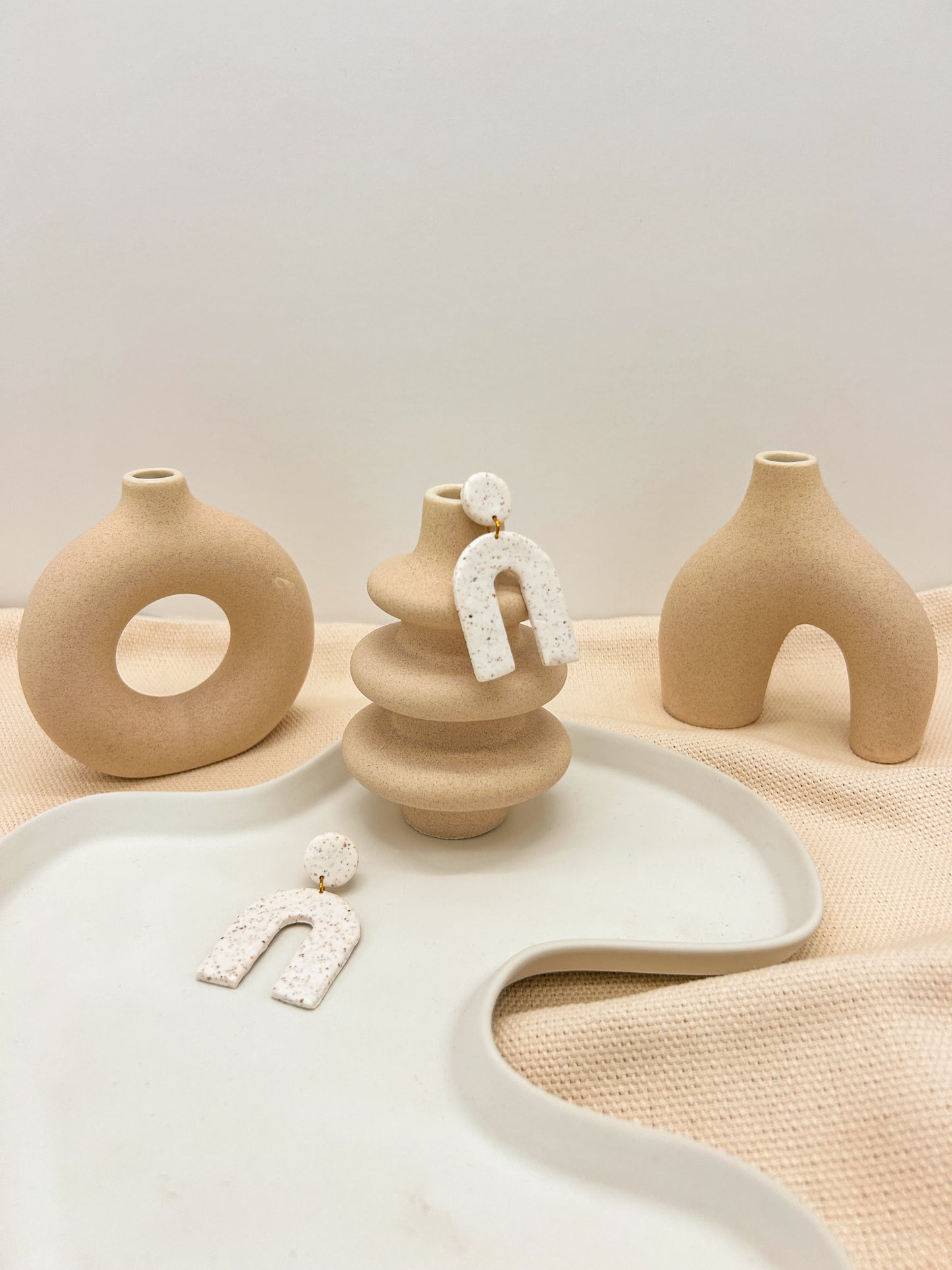 Sahara White Arch drops