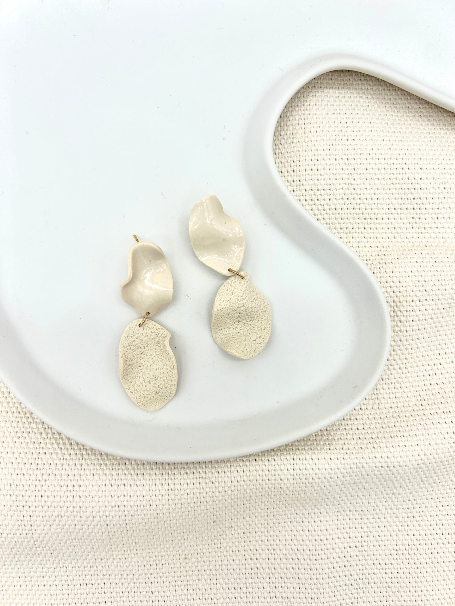 Cream Petal drops