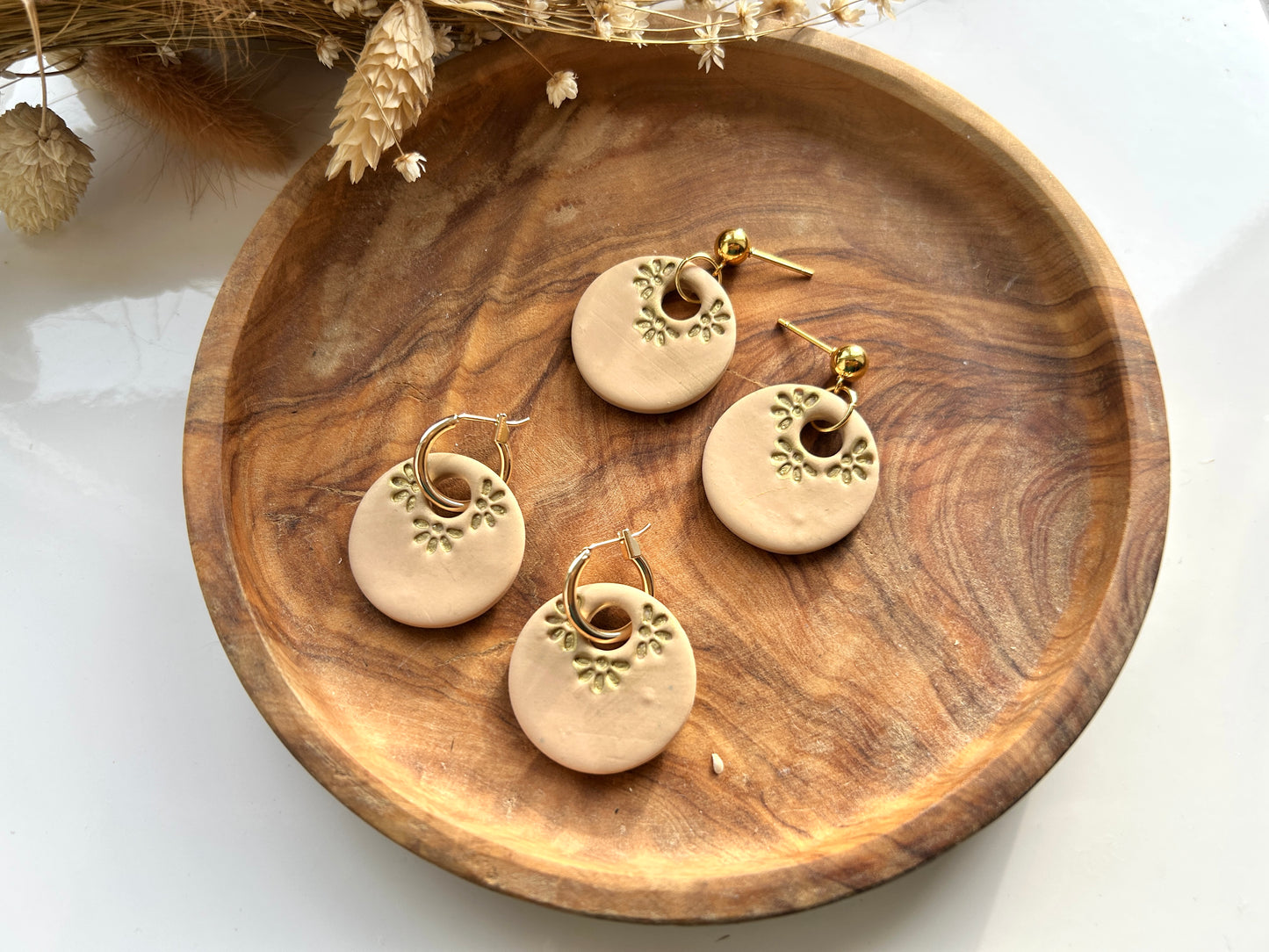 Beige Dainty Circle Hoops/Ball studs